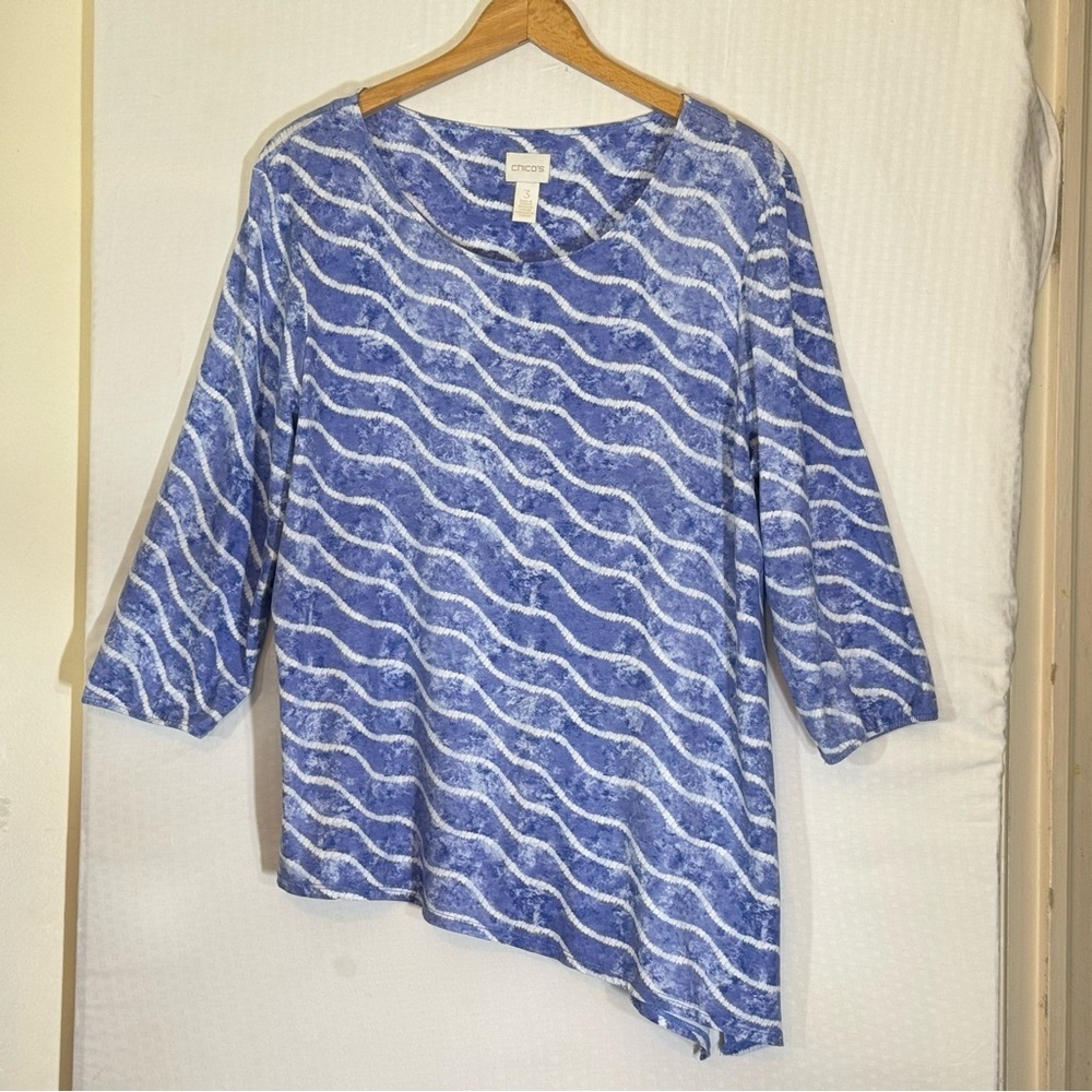 Chico’s Asymmetrical Tunic Blue White Wavy Print Size 3 XL Travel Coastal
